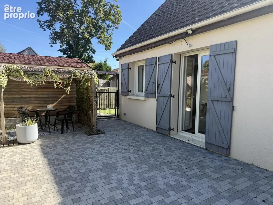 Photo Maison à Gazeran au prix de 269 500€