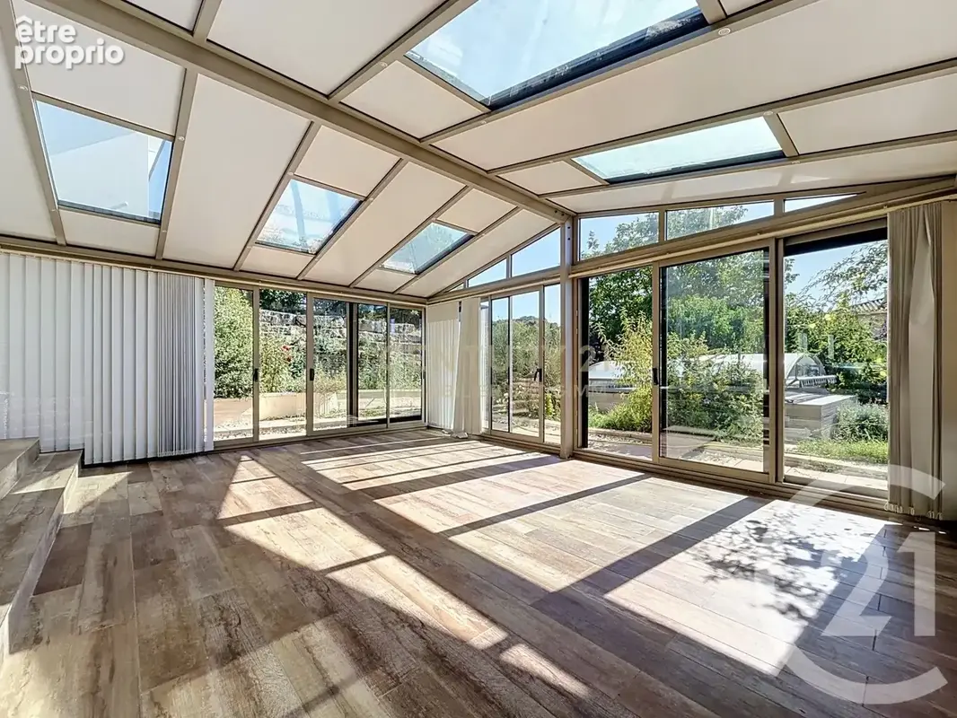 Maison 7 pièces 165 m² à vendre à Saint-Alban-De-Roche (38080) - photo 3