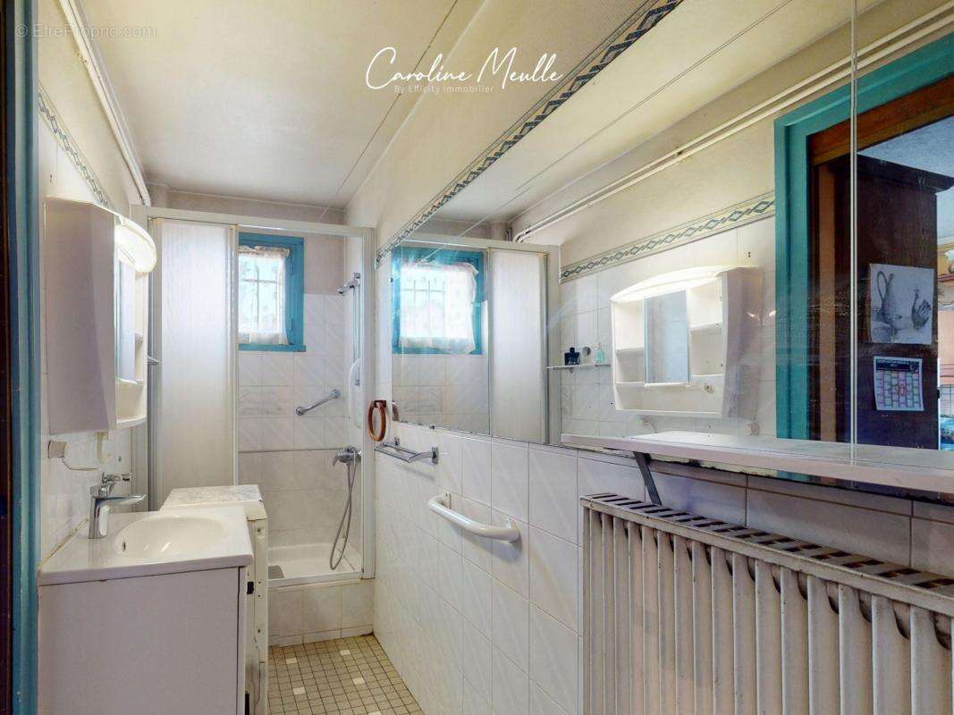 Appartement à LYON-8E