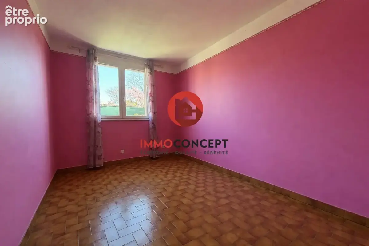 Maison 5 pièces 79 m² à vendre à Les Angles (30133) - photo 8