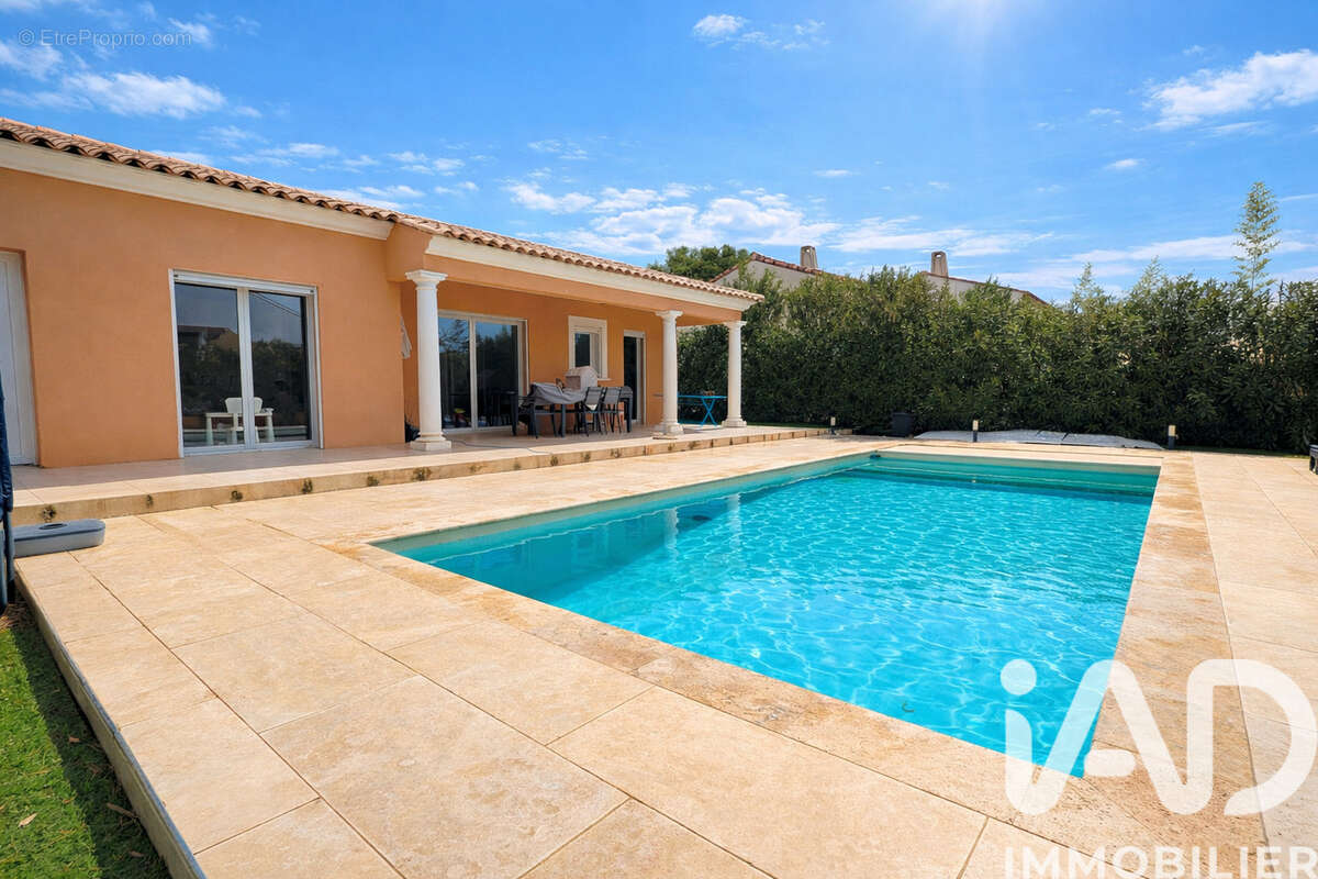 Photo 2 - Maison à FREJUS