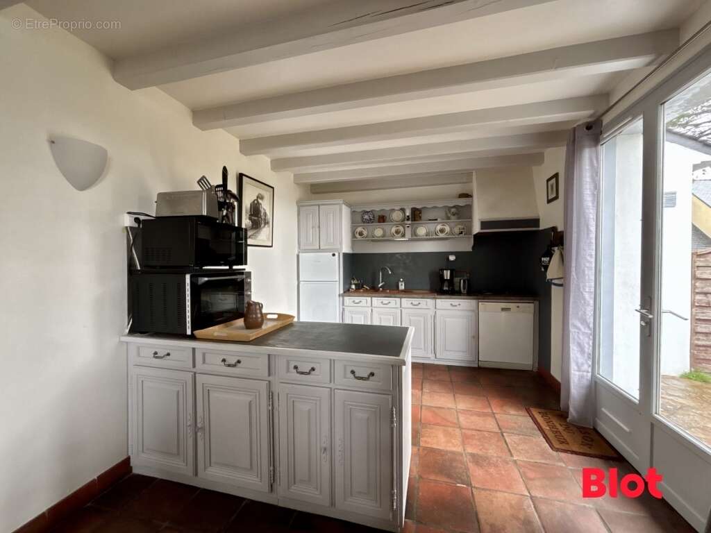 Maison à LA TURBALLE