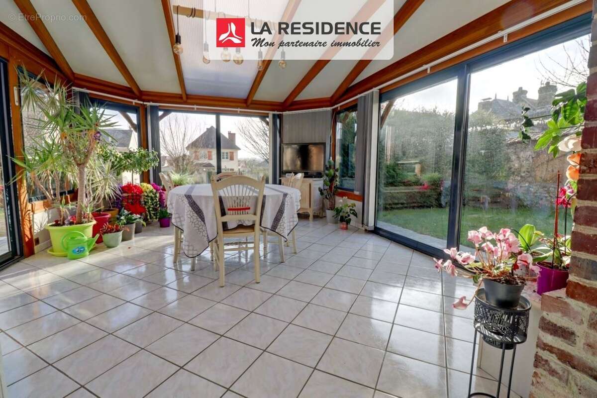 Maison 181 m² à Alizay  - photo 3