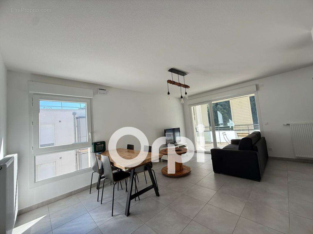 Appartement à VILLARD-BONNOT
