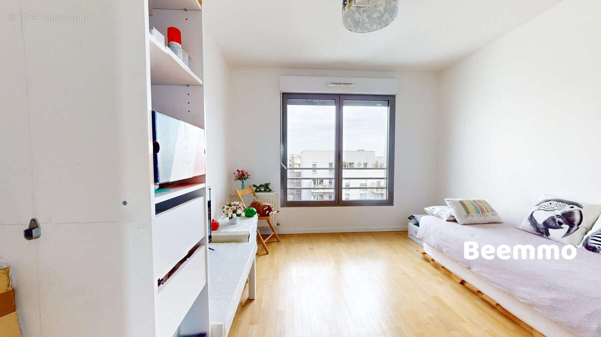 Appartement à NANTERRE