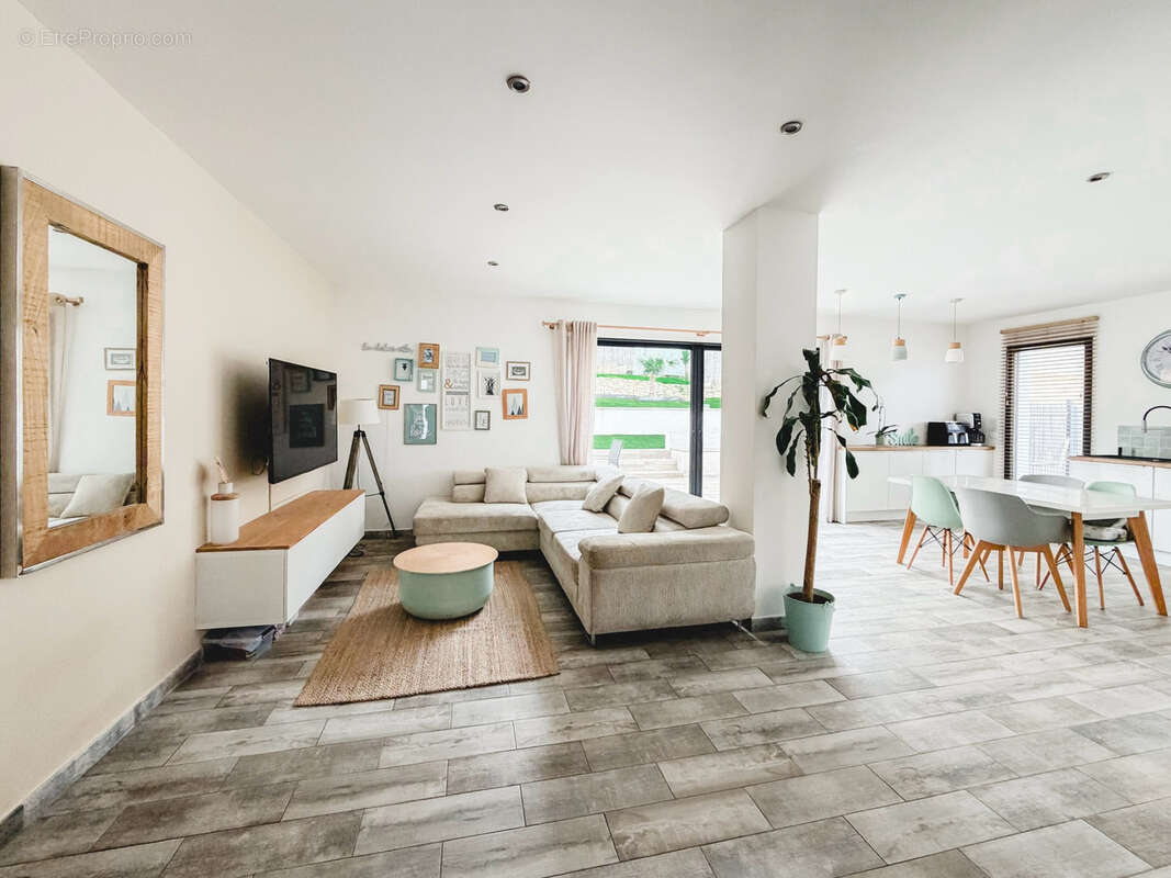 Maison à BEAUVOISIN