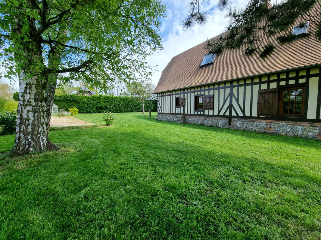 Maison à BERNAY