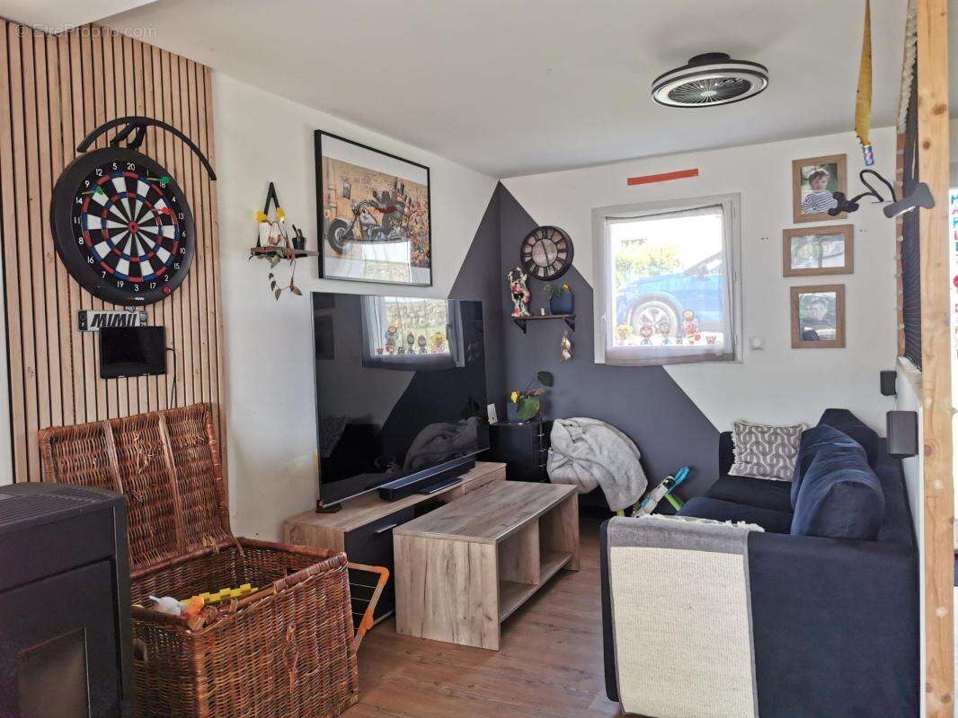 Maison à PLONEVEZ-PORZAY