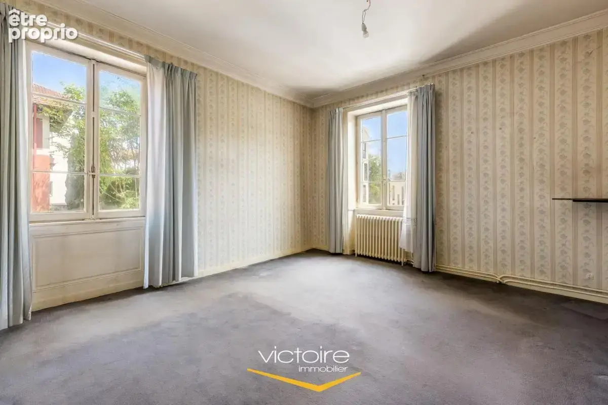 Exclusivité - Emplacement premium à Montchat - Maison de 224m² sur terrain de 447m² - photo 9