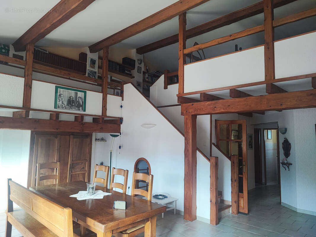 Maison à PEYRIAC-MINERVOIS