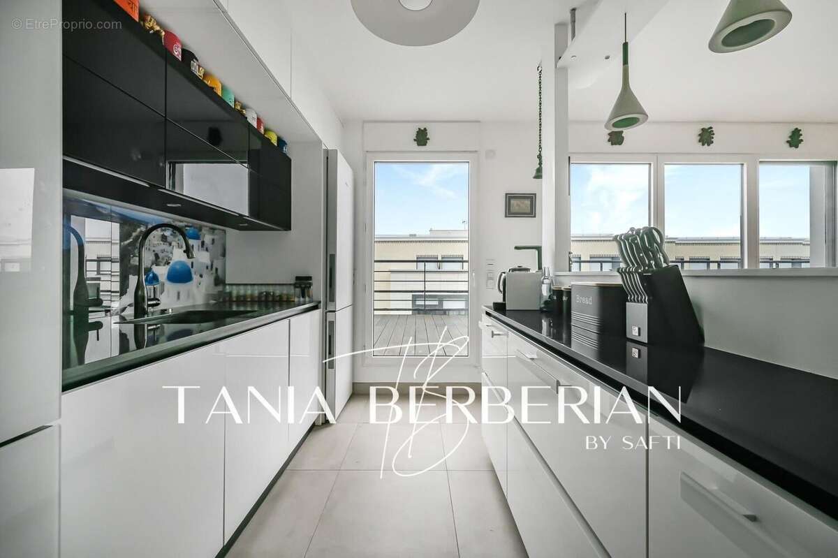 Photo 5 - Appartement à SURESNES