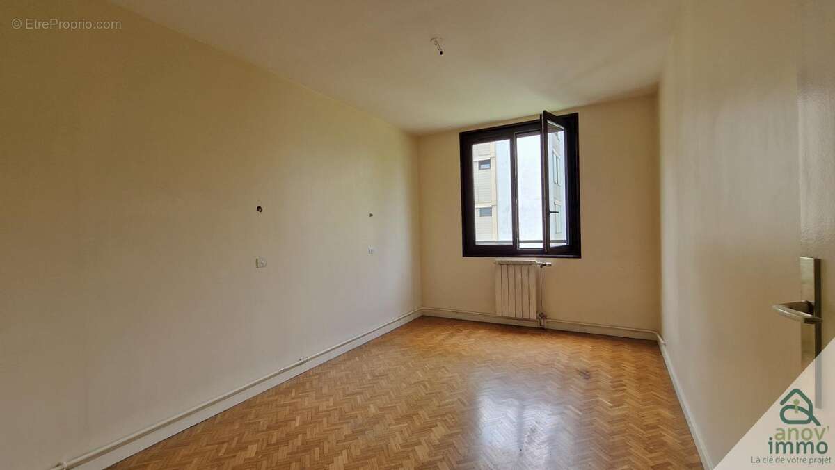 Appartement à ECHIROLLES