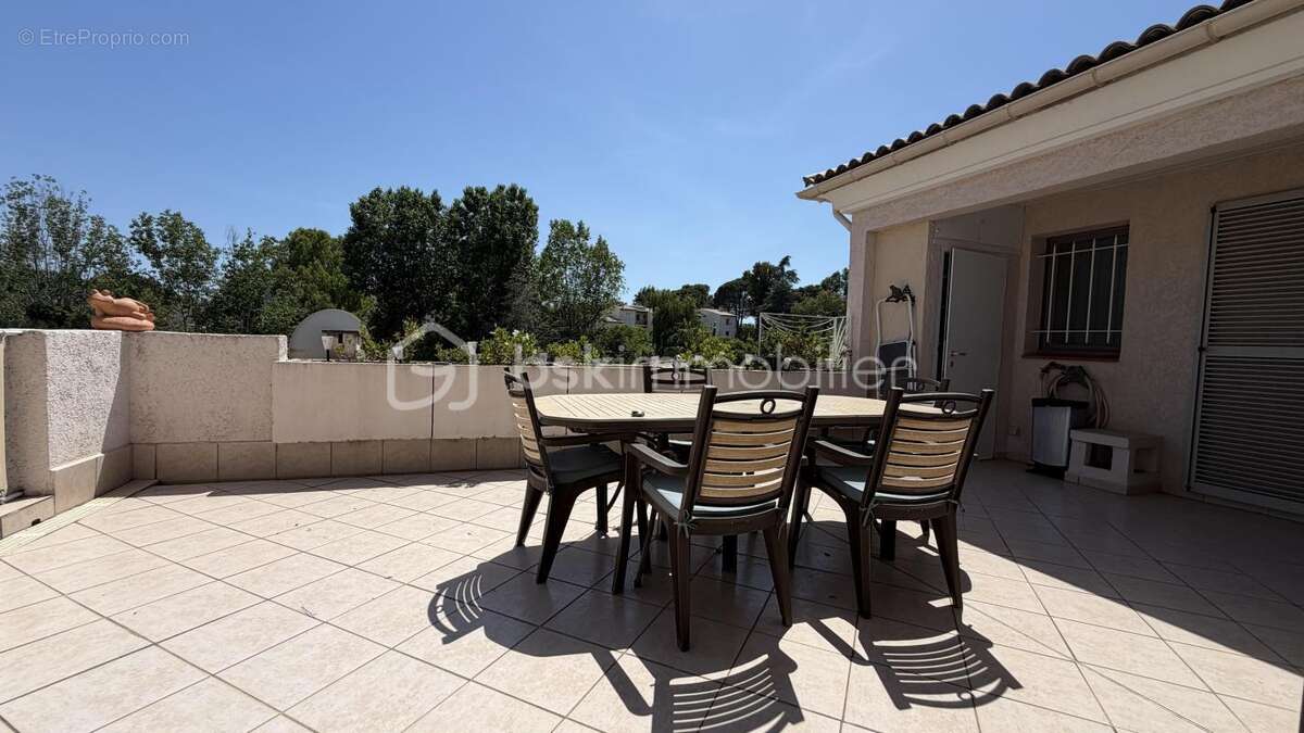 Maison à VILLENEUVE-LOUBET