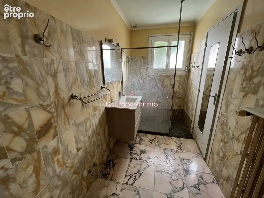 Maison 10 pièces 300 m² à vendre à Fontenailles (77370) - photo 33