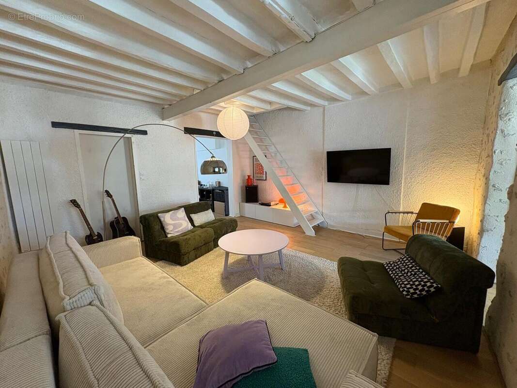 Maison à LA SUZE-SUR-SARTHE