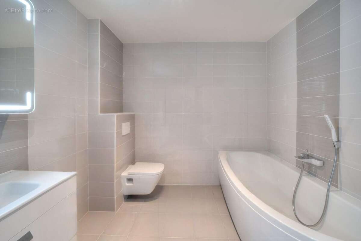 Photo 7 - Appartement à SAINT-GENIS-POUILLY