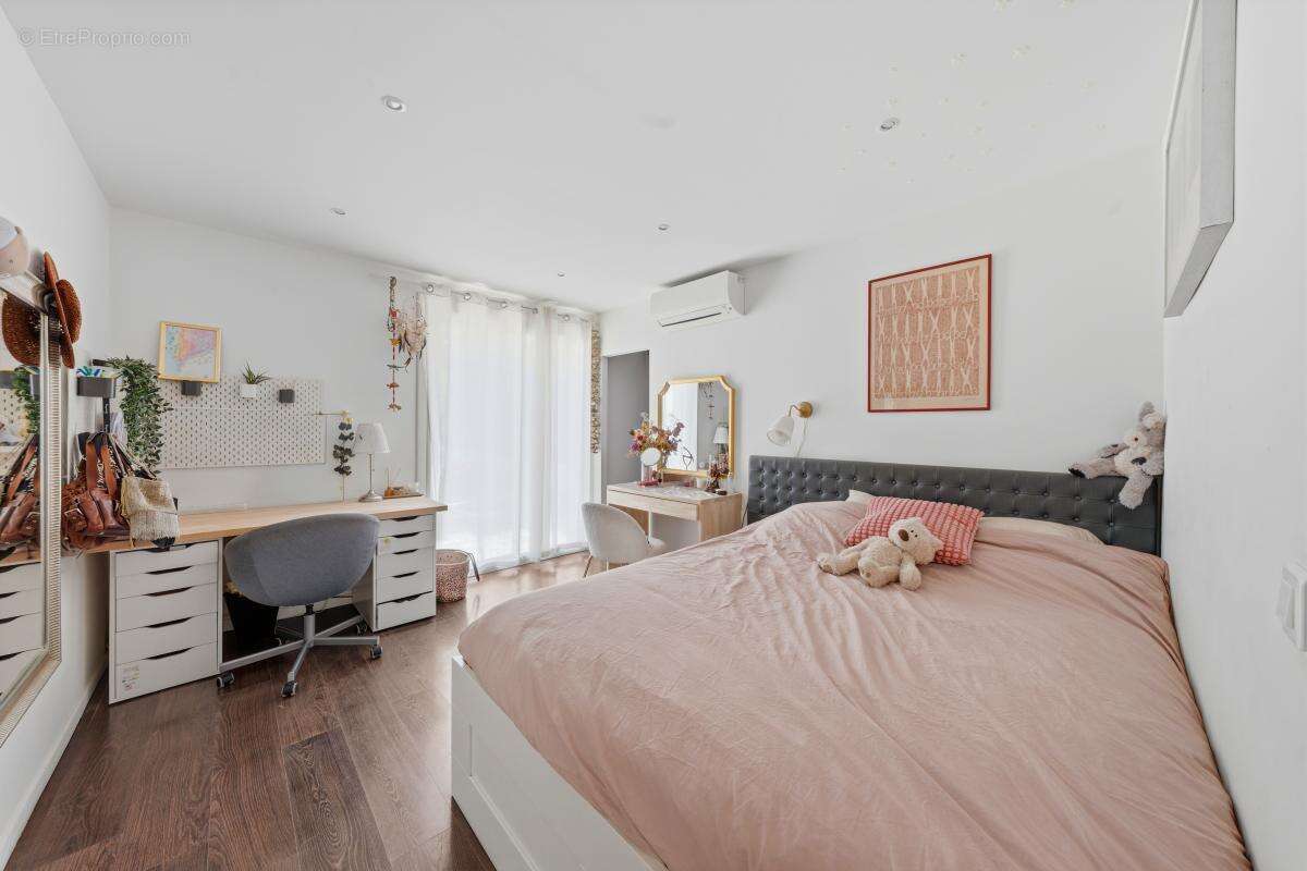 Maison 4 pièces 160m2 sur 924m2 de terrain - photo 16