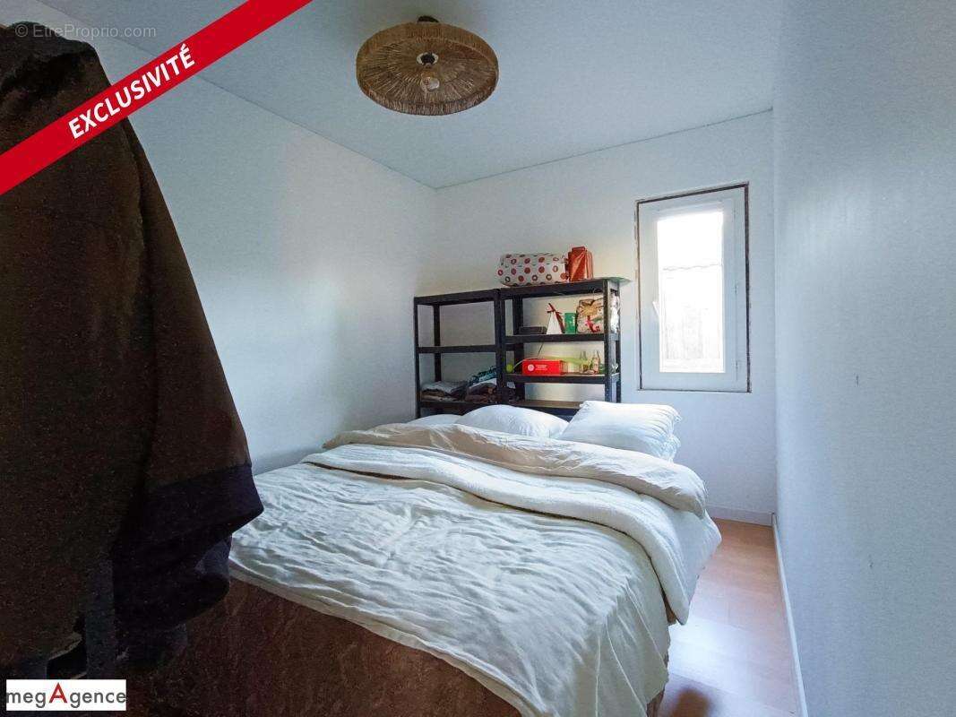 Maison à WIRY-AU-MONT