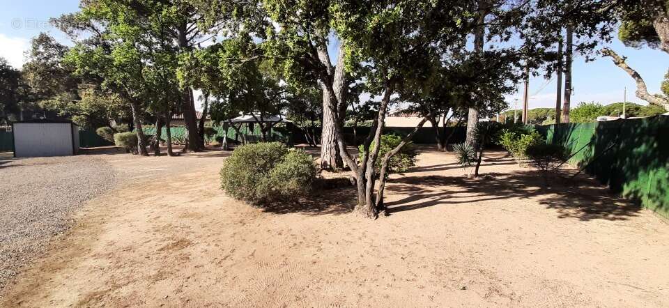 Terrain 602 m² à Vidauban  - photo 3