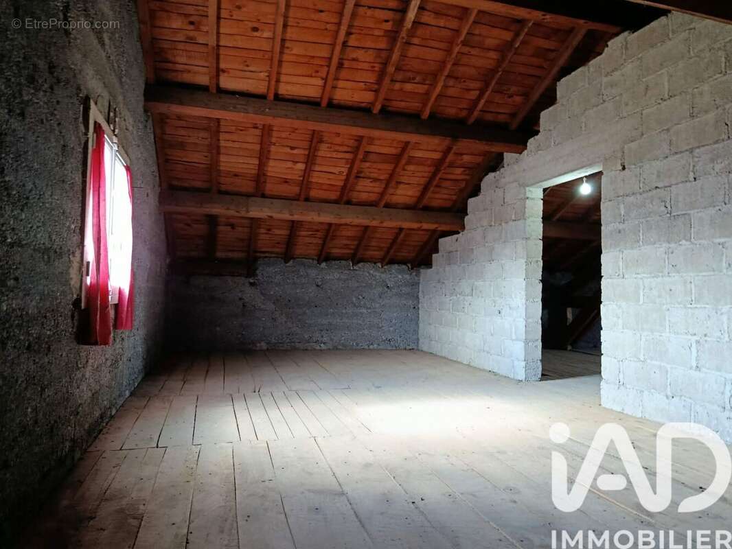 Photo 6 - Maison à SURY-LE-COMTAL