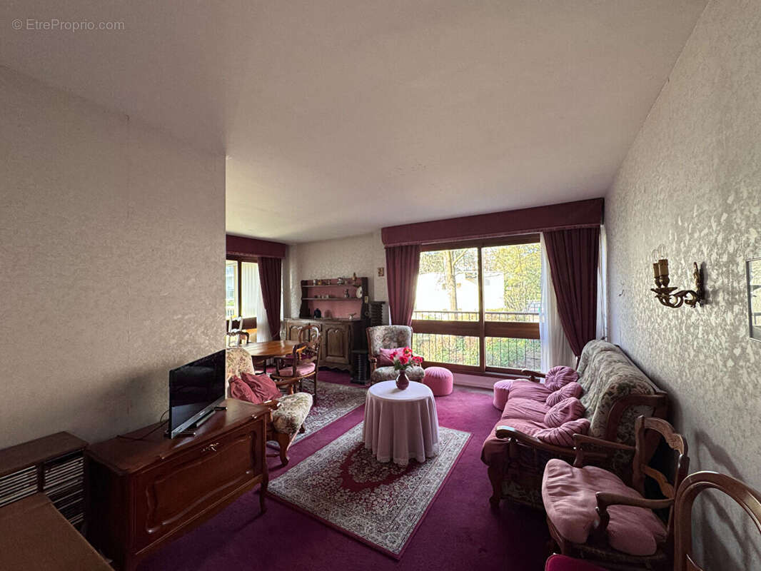 Appartement à LE CHESNAY