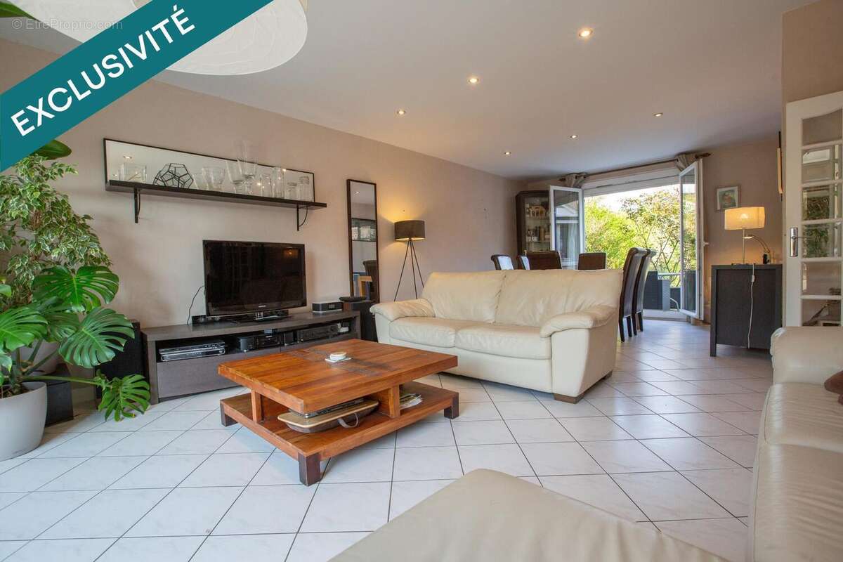 Photo 7 - Maison à LE MESNIL-SAINT-DENIS