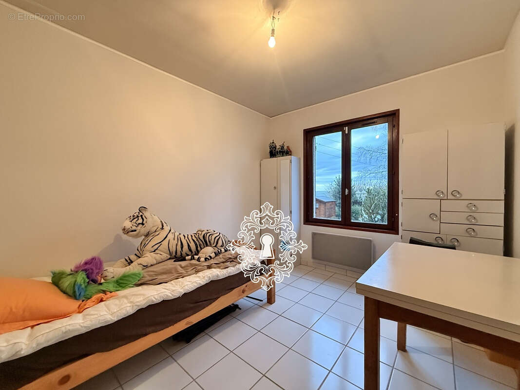 Maison à DONNEMARIE-DONTILLY