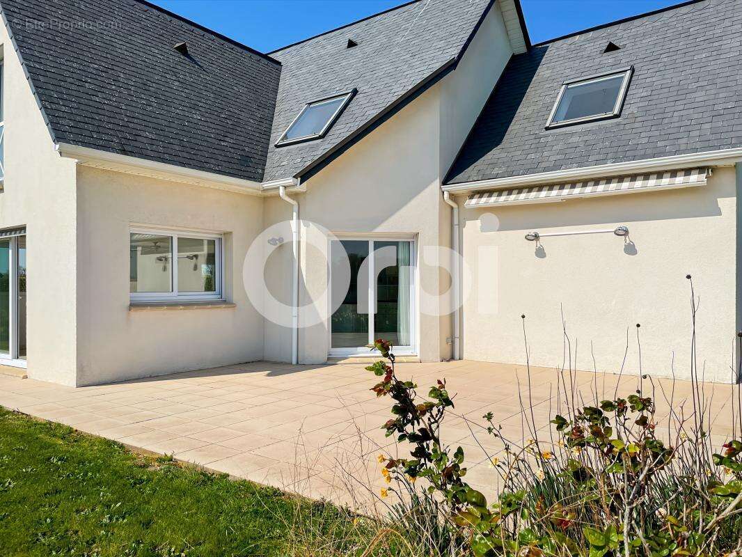 Maison à GAUVILLE-LA-CAMPAGNE