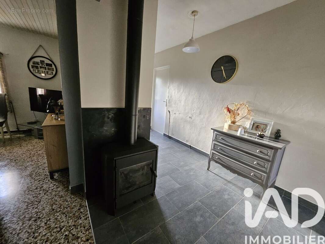 Photo 3 - Appartement à HIERES-SUR-AMBY