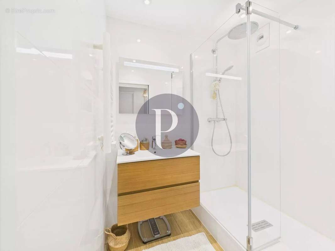 Appartement à VERRIERES-LE-BUISSON