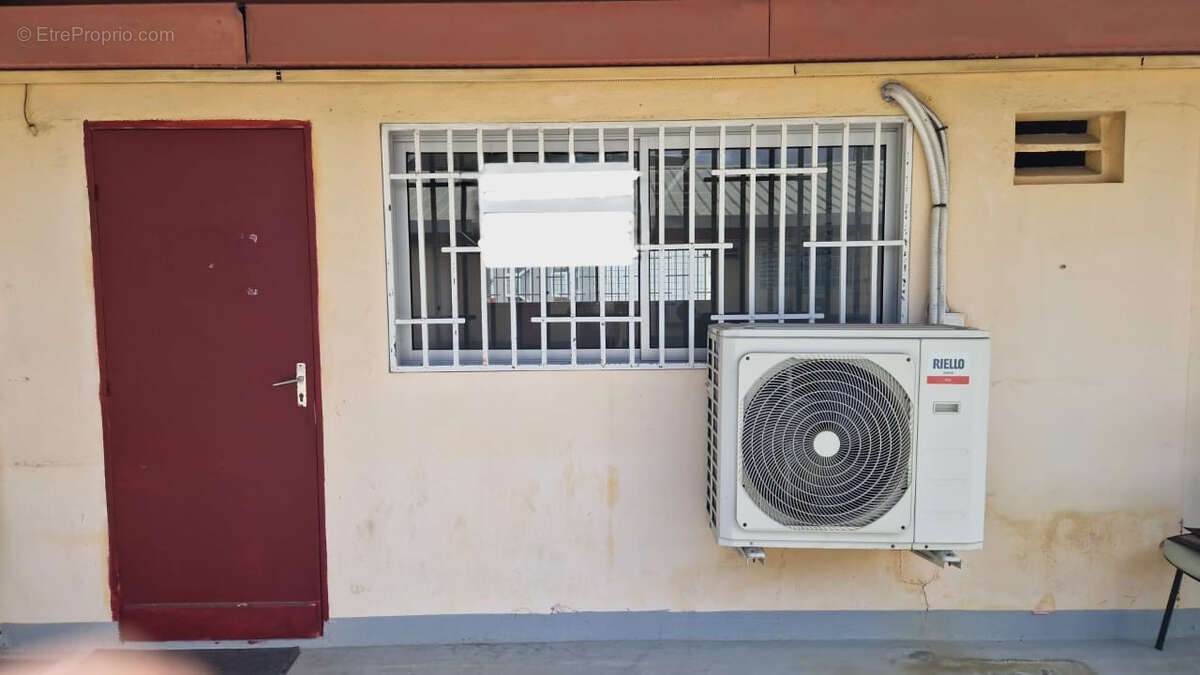 Commerce à BAIE-MAHAULT