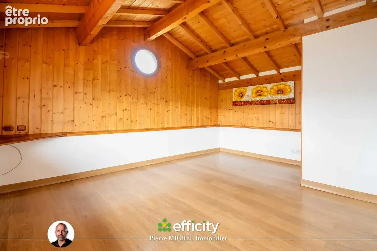 Maison 7 pièces 136 m² à vendre à Bessenay (69690) - photo 17