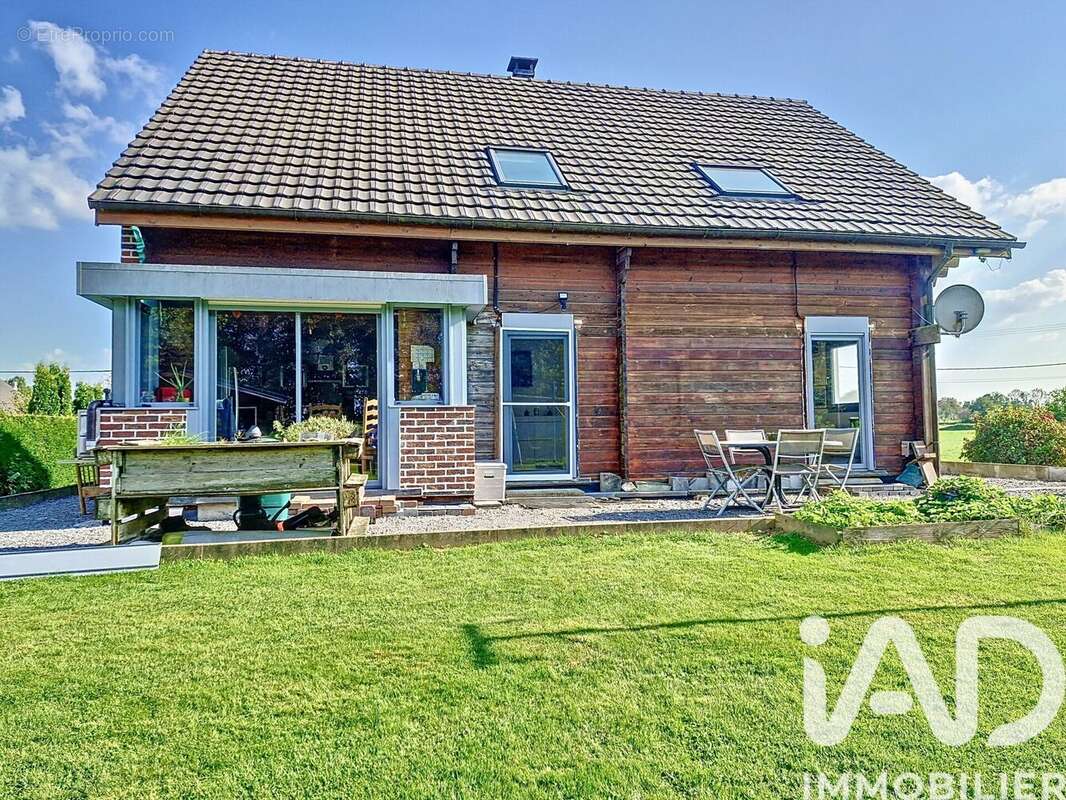 Maison 161 m² à Regniowez  - photo 4