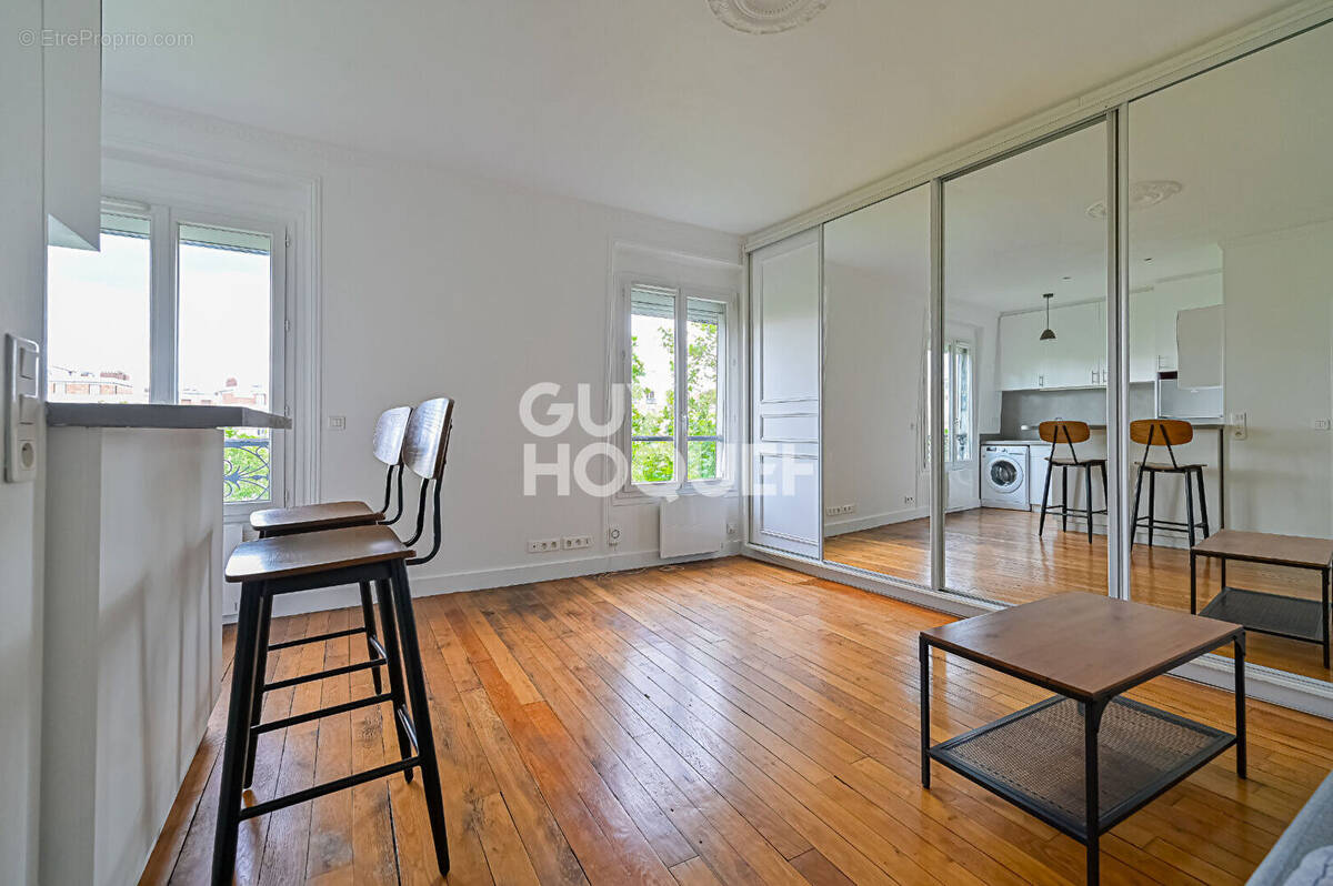 Appartement à PARIS-12E