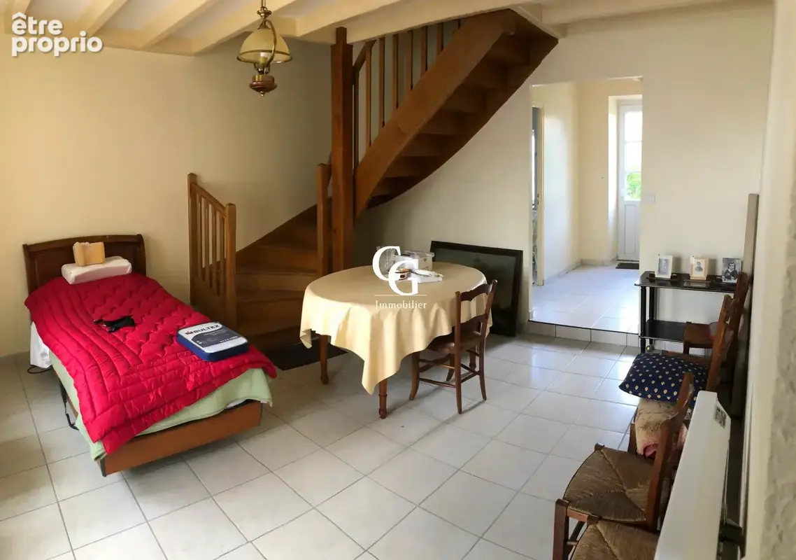 Maison 11 pièces 242 m² à vendre à Vieillevigne (44116) - photo 8