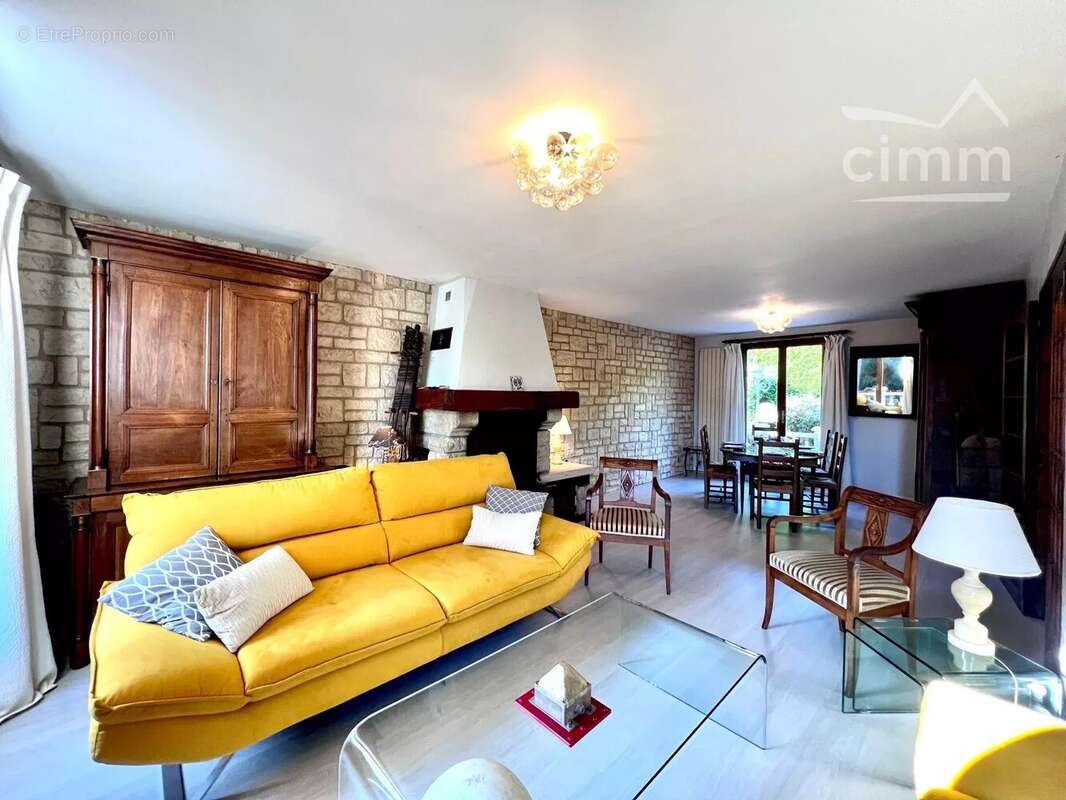 Maison à CROUY-EN-THELLE