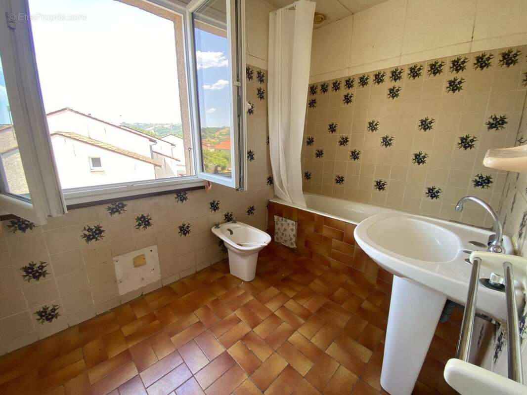 Maison 110 m² à Bagnac-Sur-Cele  - photo 7