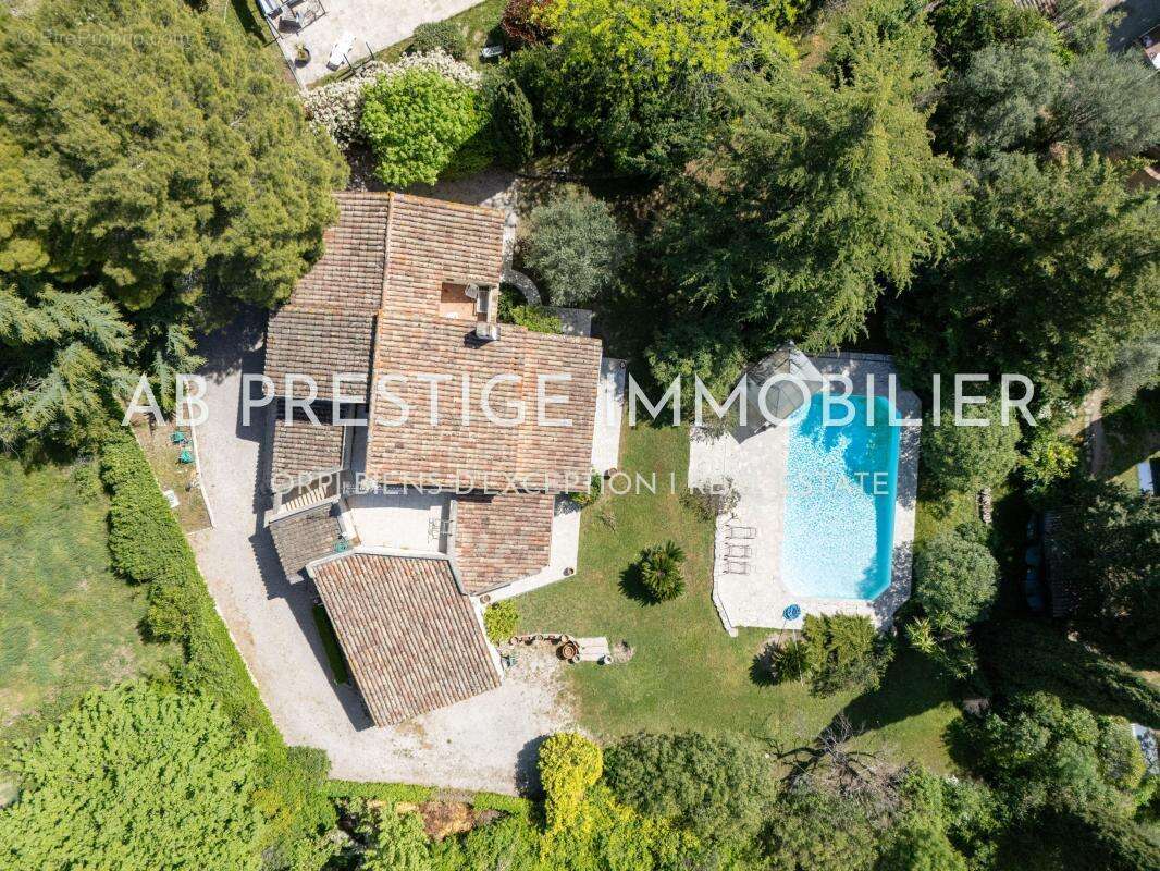 Maison à GRASSE