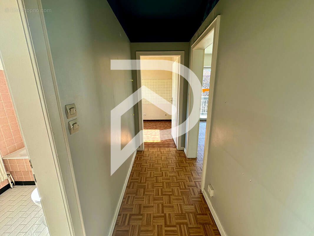 Appartement Colmar 1 pièce(s) 32 m2 - photo 2