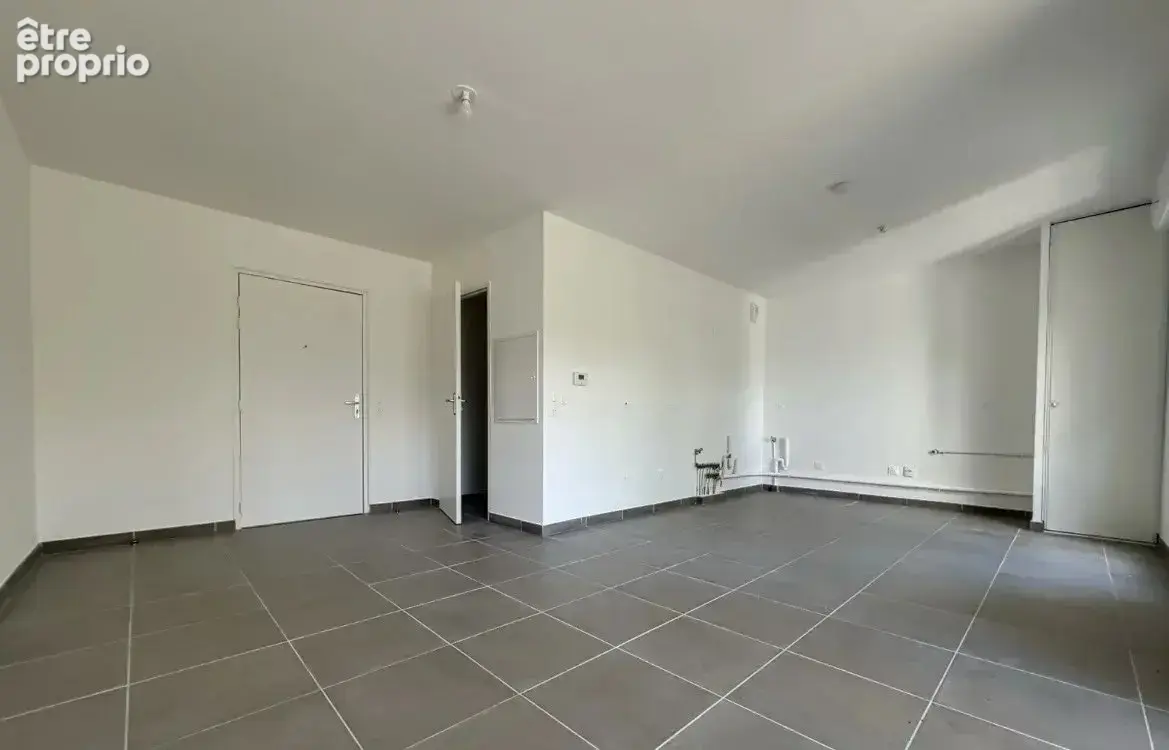 Appartement 1 pièce 30 m² à vendre à Orange (84100) - photo 2