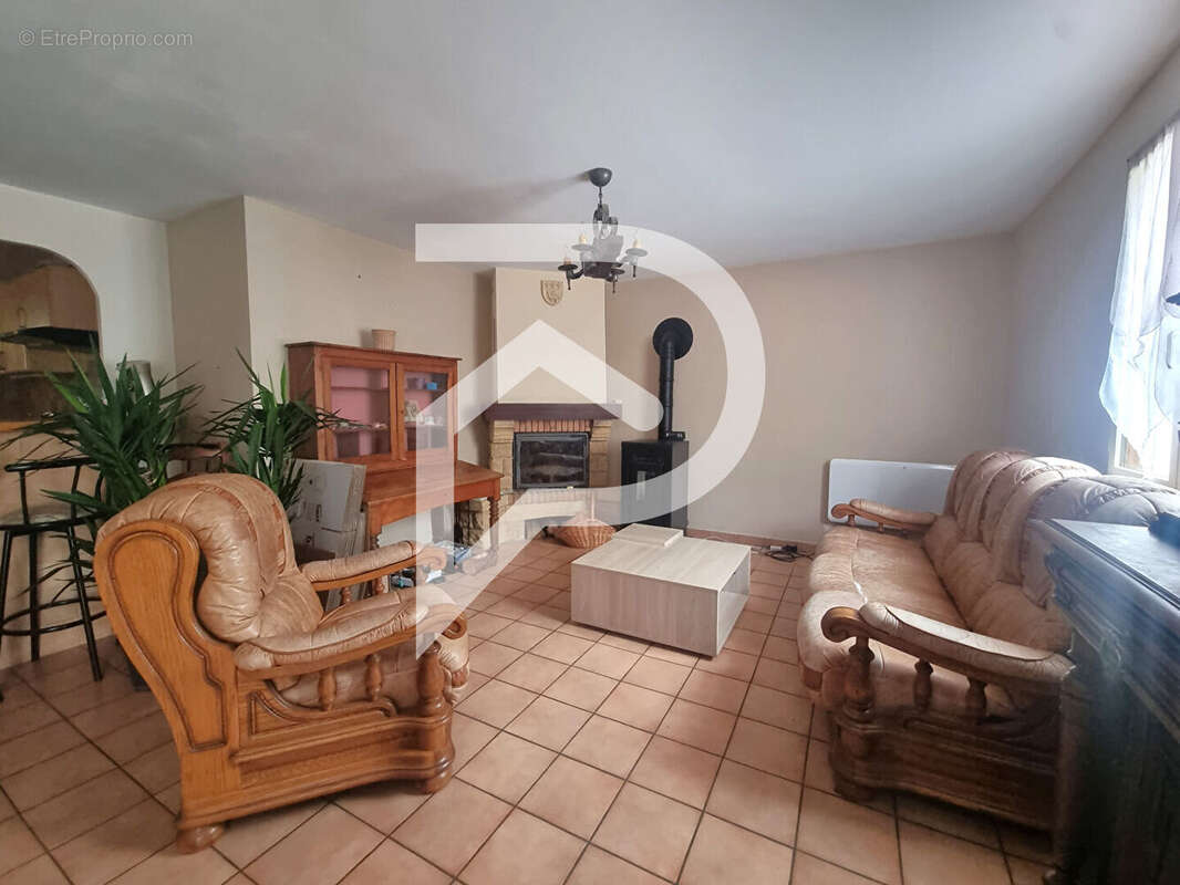 Maison à EZY-SUR-EURE