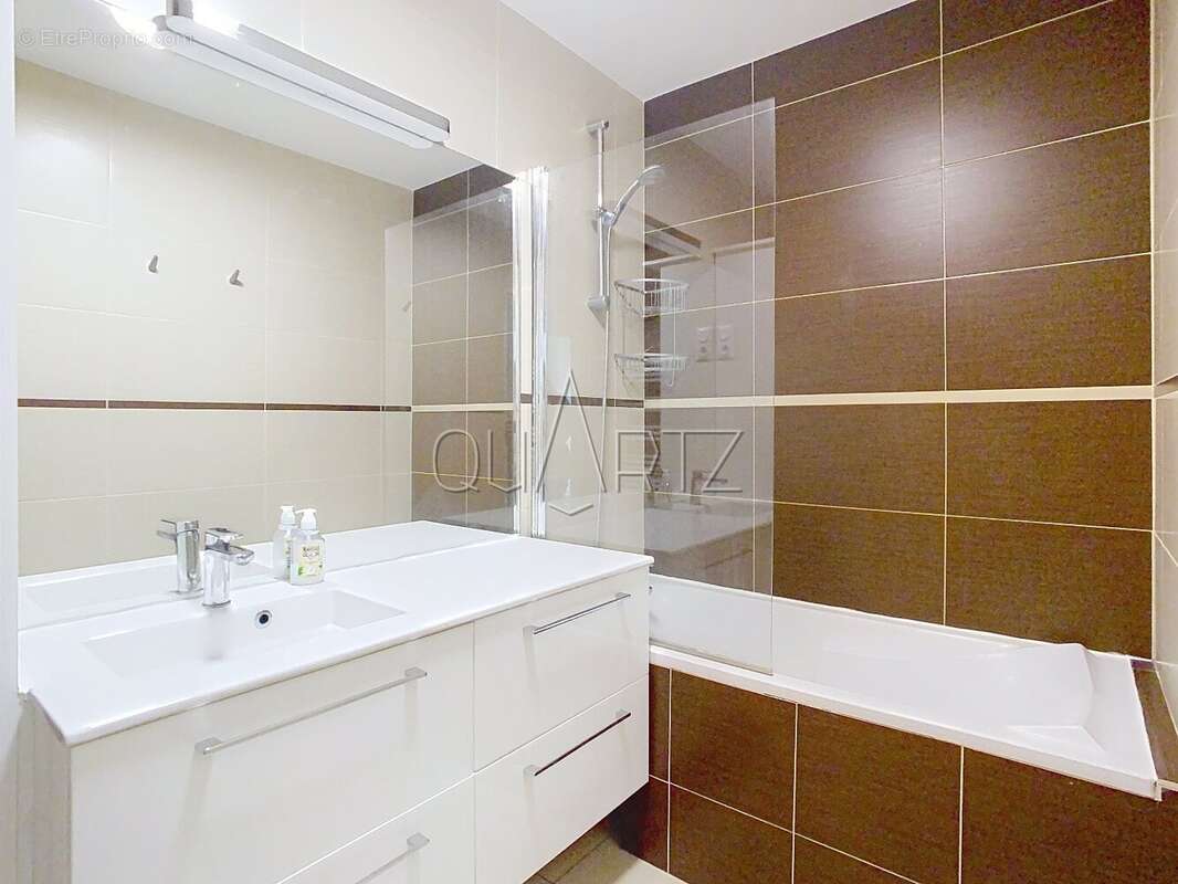 Appartement à VERSAILLES
