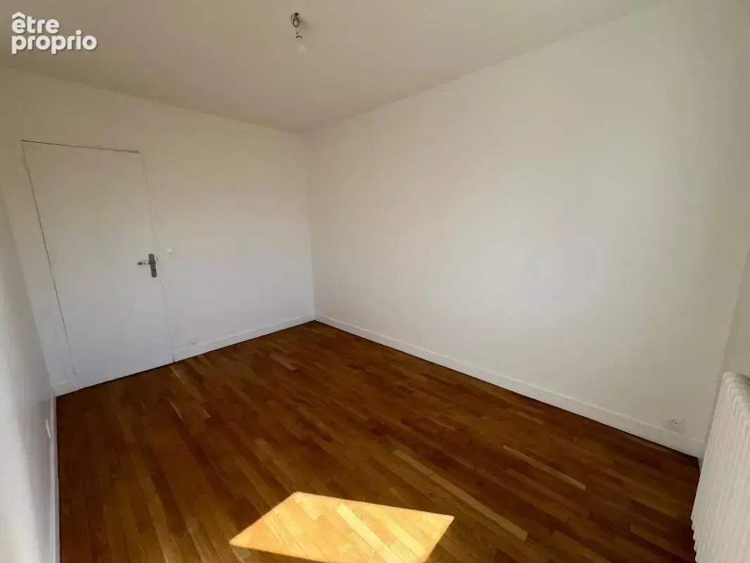 Grande maison familiale rénovée – 223 m² – 5 chambres – À 600 m de la gare Massy-Palaiseau - photo 8