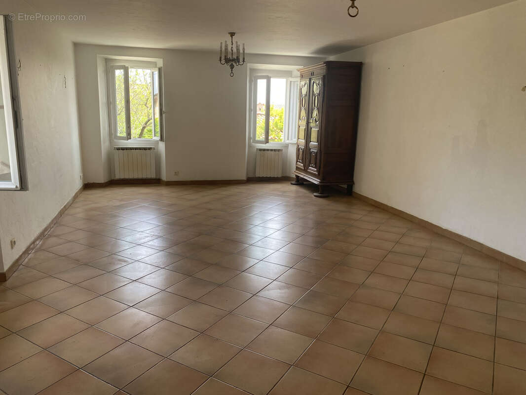 Maison à SPERACEDES