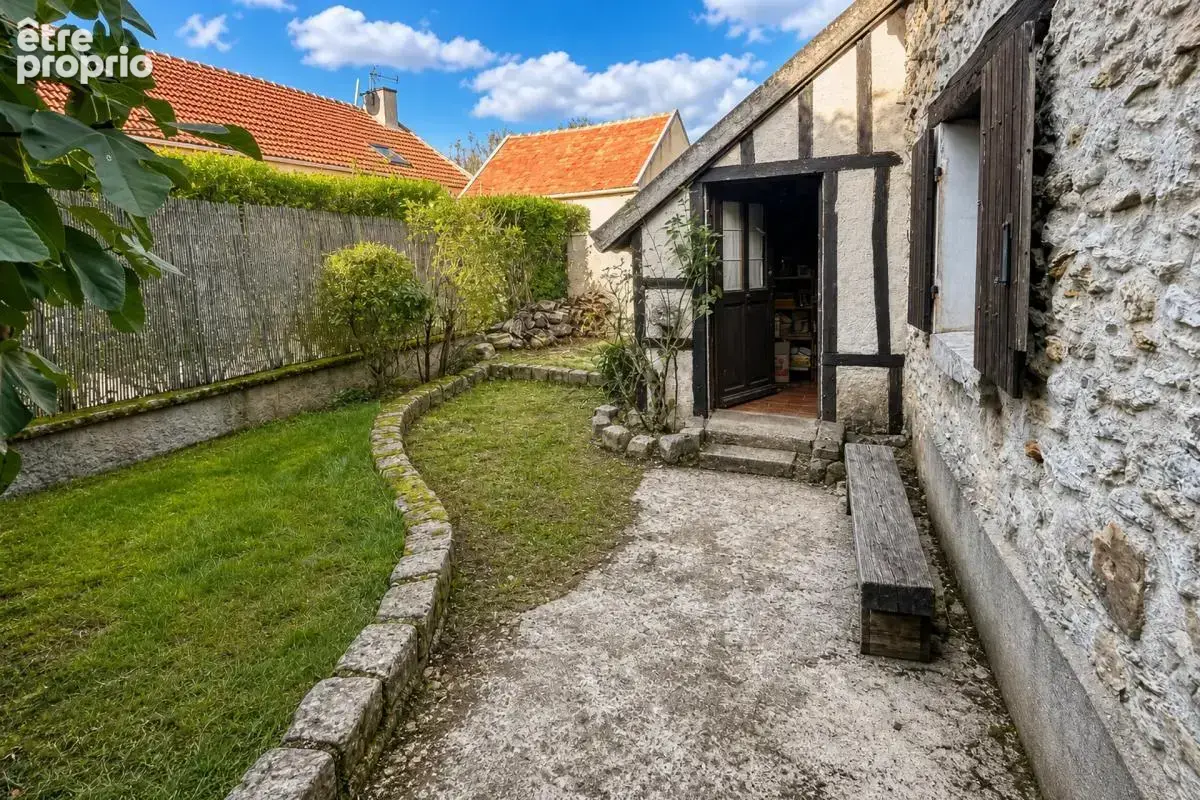 Réau - Maison 4 pièces avec terrasse et jardin - photo 14