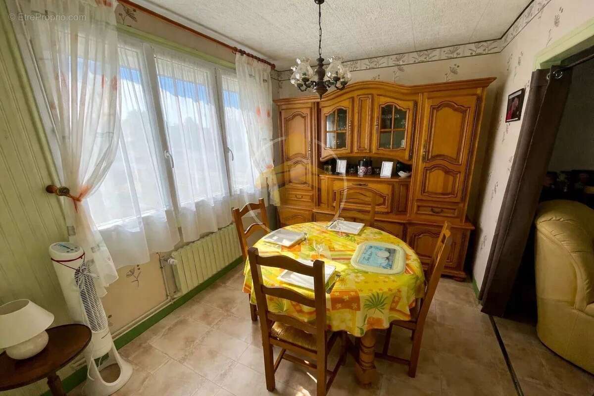 Maison à TERGNIER