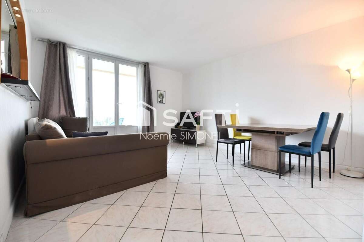 Photo 2 - Appartement à CHILLY-MAZARIN