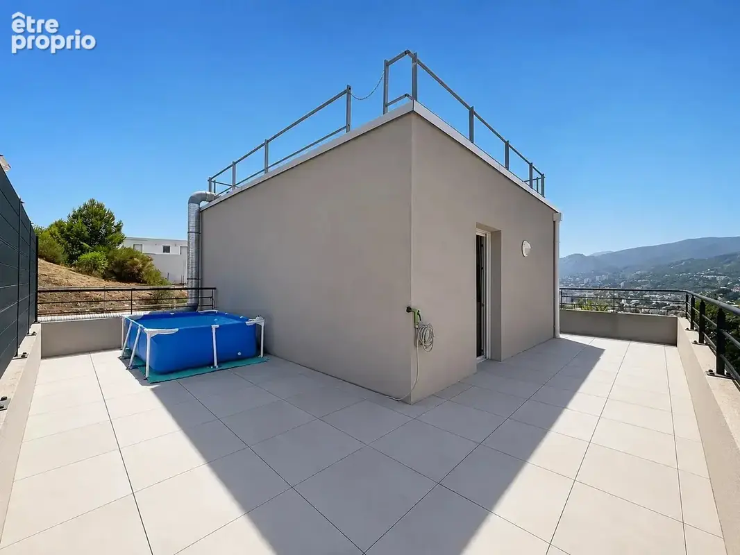 Duplex en toit-terrasse – dernier étage – vue panoramique – 3 chambres - photo 2