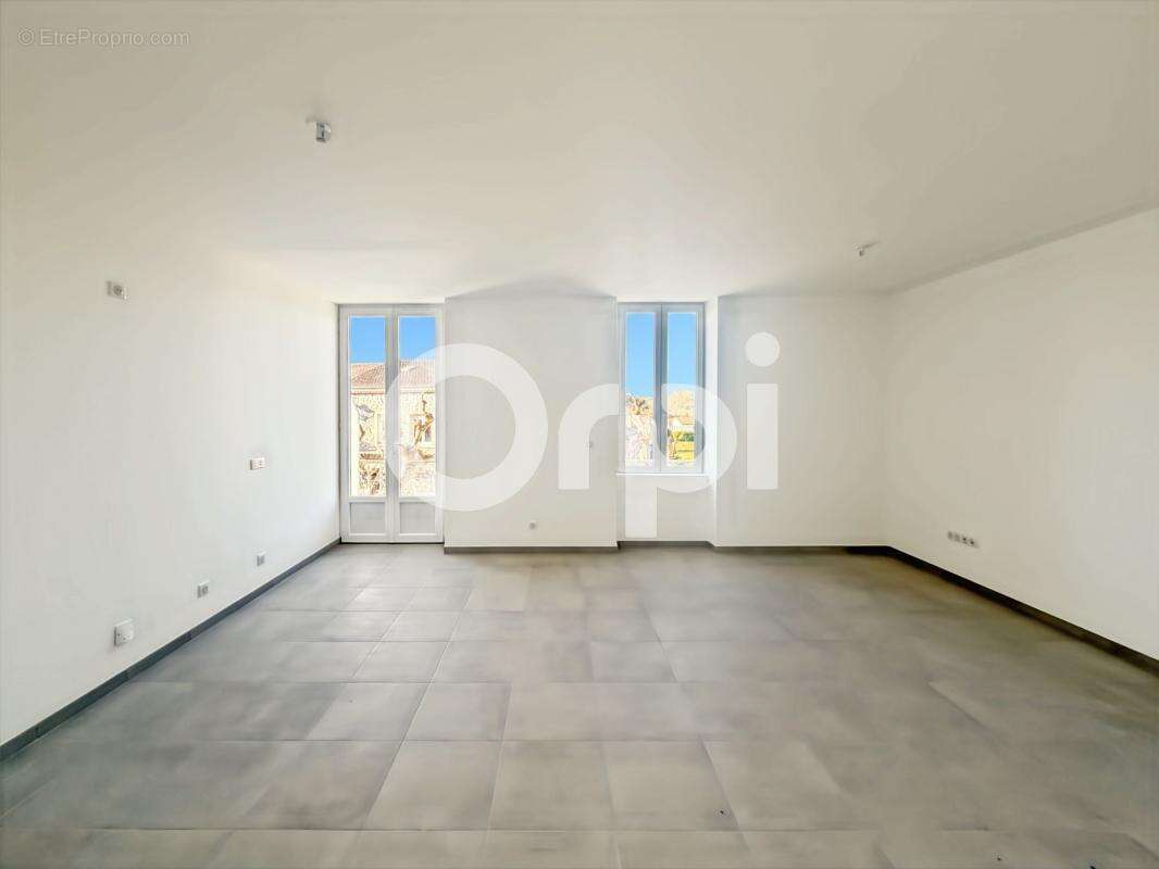 Appartement à RUOMS