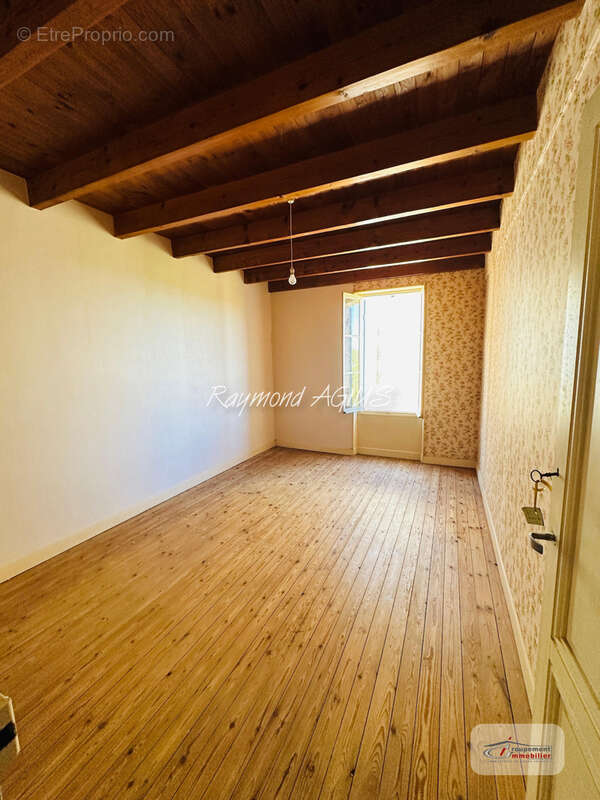 Maison à SAINT-ANTOINE-DE-BREUILH